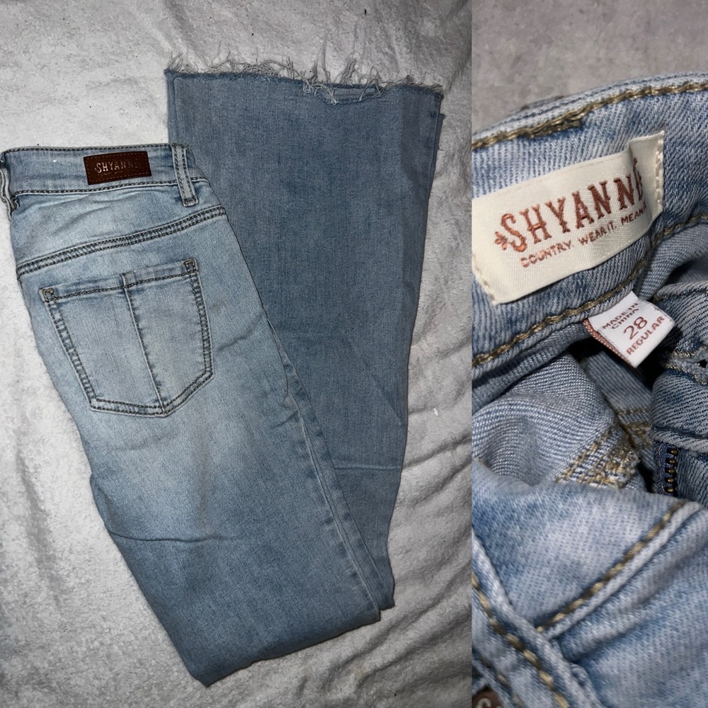 Shyanne Light Blue Ankle Jeans